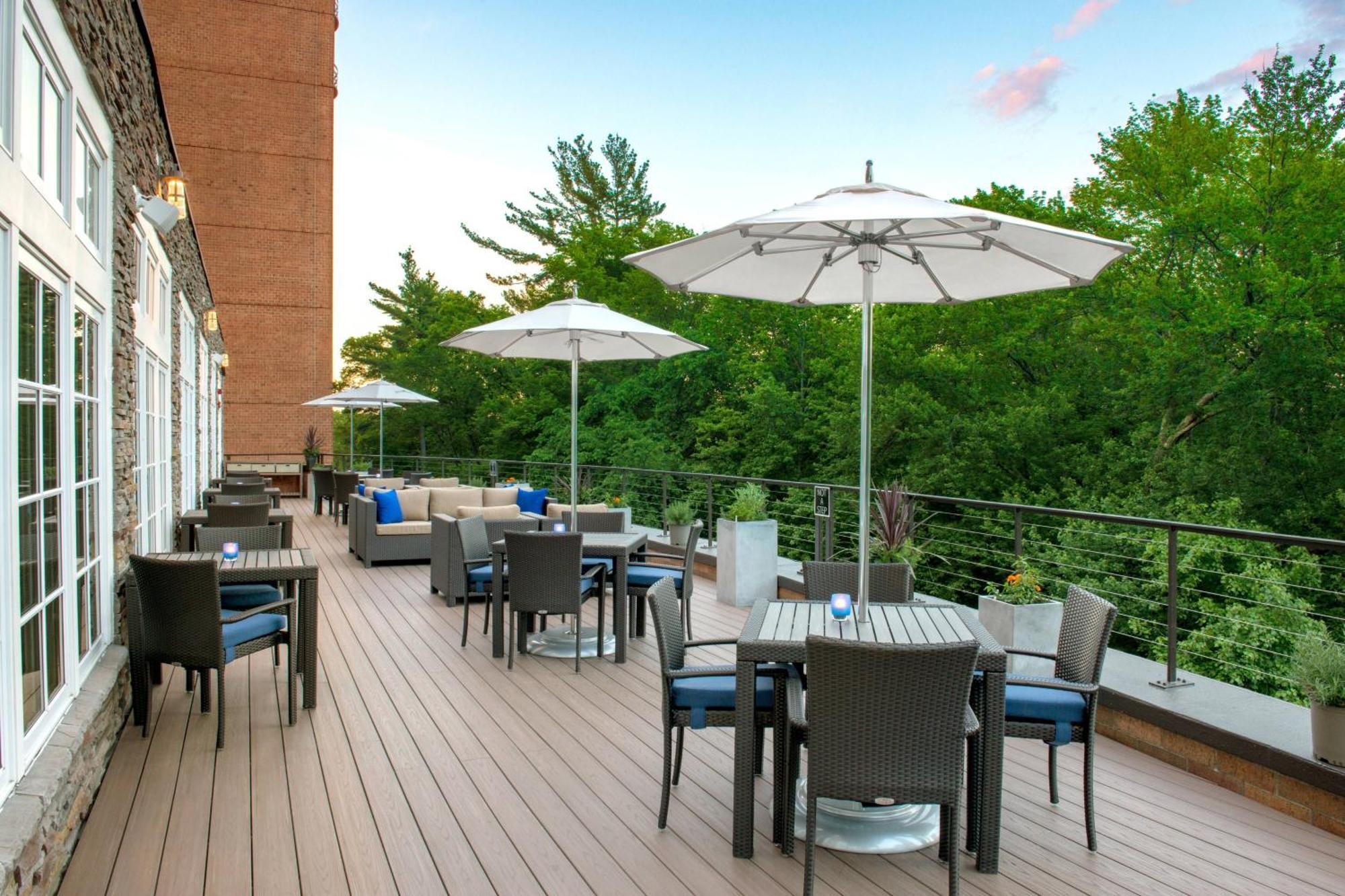 Hotel Boston Marriott Burlington Exterior foto
